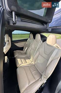 Внедорожник / Кроссовер Tesla Model X 2016 в 
