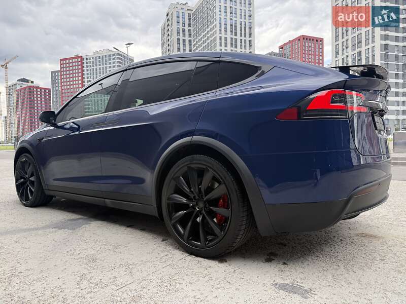 Позашляховик / Кросовер Tesla Model X 2019 в Києві