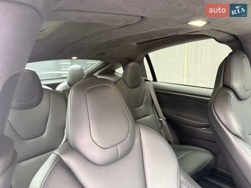 Позашляховик / Кросовер Tesla Model X 2019 в Києві