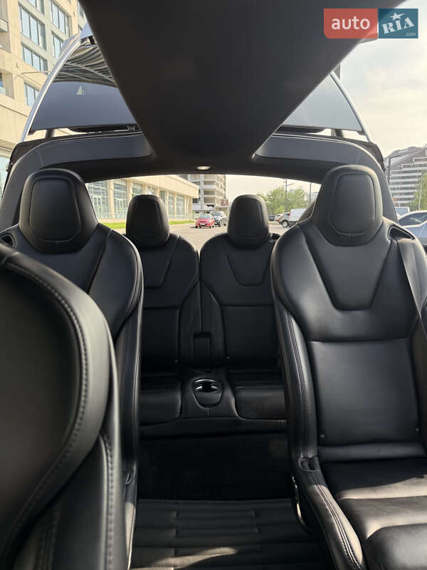 Внедорожник / Кроссовер Tesla Model X 2018 в Днепре фото 17 Внедорожник / Кроссовер Tesla Model X 2018 в Днепре
