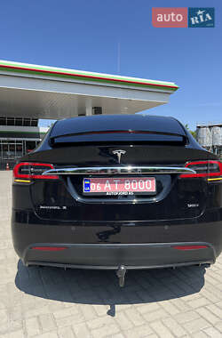 Внедорожник / Кроссовер Tesla Model X 2017 в 