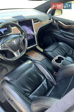 Внедорожник / Кроссовер Tesla Model X 2017 в 