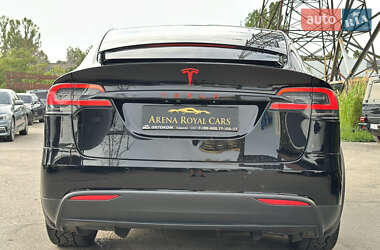 Внедорожник / Кроссовер Tesla Model X 2018 в 