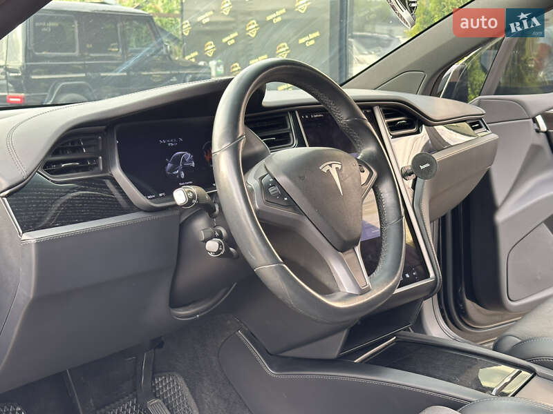 Позашляховик / Кросовер Tesla Model X 2018 в Харкові