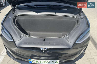 Позашляховик / Кросовер Tesla Model X 2022 в 