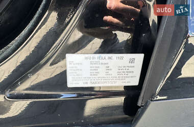 Позашляховик / Кросовер Tesla Model X 2022 в 