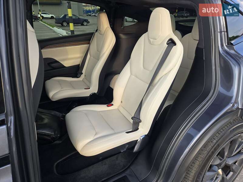 Внедорожник / Кроссовер Tesla Model X 2022 в Киеве