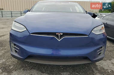 Внедорожник / Кроссовер Tesla Model X 2018 в 