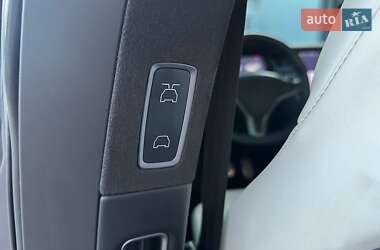 Внедорожник / Кроссовер Tesla Model X 2020 в 