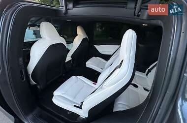 Внедорожник / Кроссовер Tesla Model X 2020 в 