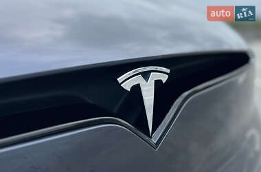 Позашляховик / Кросовер Tesla Model X 2022 в 