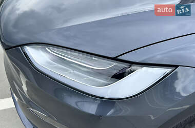 Позашляховик / Кросовер Tesla Model X 2022 в 