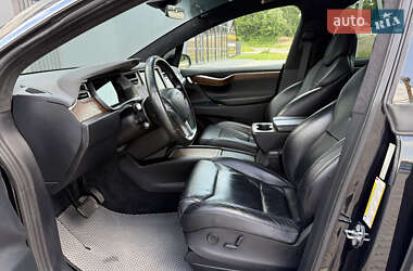 Внедорожник / Кроссовер Tesla Model X 2017 в 