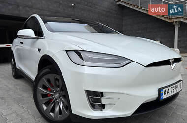 Внедорожник / Кроссовер Tesla Model X 2019 в 