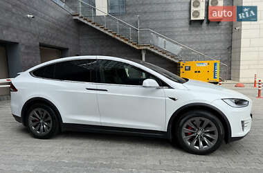 Внедорожник / Кроссовер Tesla Model X 2019 в 