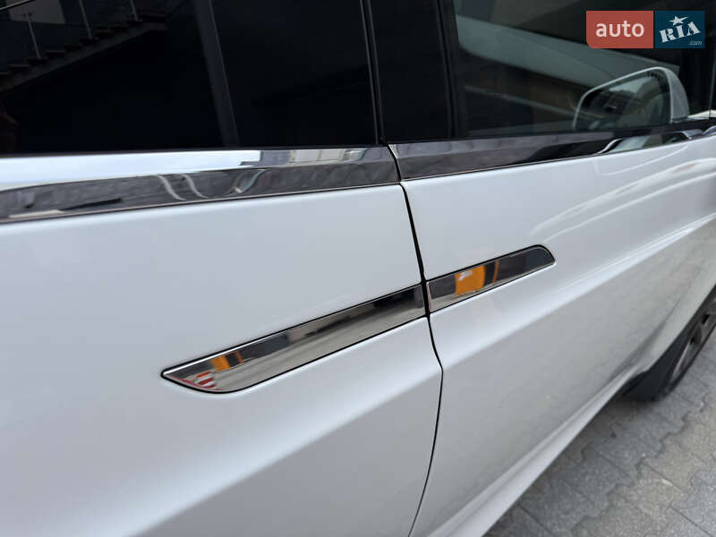 Внедорожник / Кроссовер Tesla Model X 2019 в Киеве