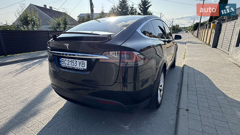 Позашляховик / Кросовер Tesla Model X 2017 в Львові фото 3 Позашляховик / Кросовер Tesla Model X 2017 в Львові