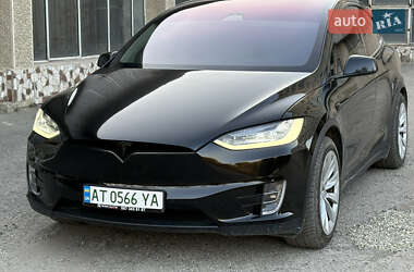 Позашляховик / Кросовер Tesla Model X 2019 в Івано-Франківську