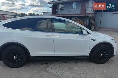 Внедорожник / Кроссовер Tesla Model X 2018 в 