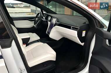 Внедорожник / Кроссовер Tesla Model X 2017 в 