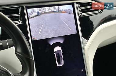 Внедорожник / Кроссовер Tesla Model X 2017 в 