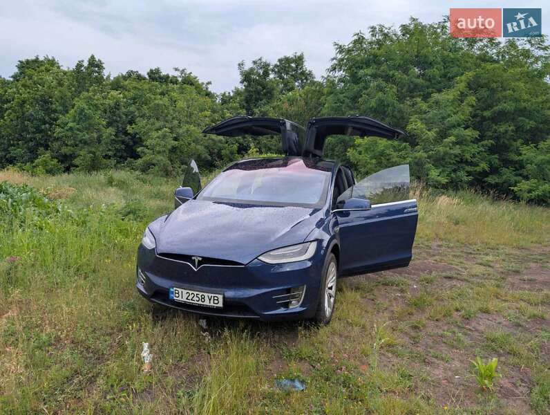 Tesla Model X 2017