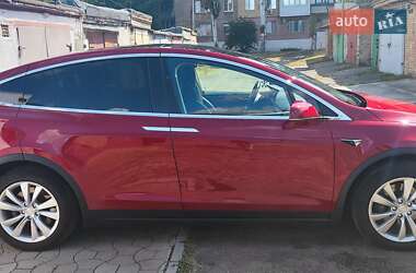Внедорожник / Кроссовер Tesla Model X 2017 в 