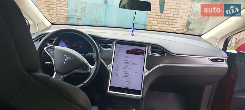 Внедорожник / Кроссовер Tesla Model X 2017 в Днепре