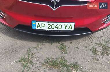 Внедорожник / Кроссовер Tesla Model X 2017 в 