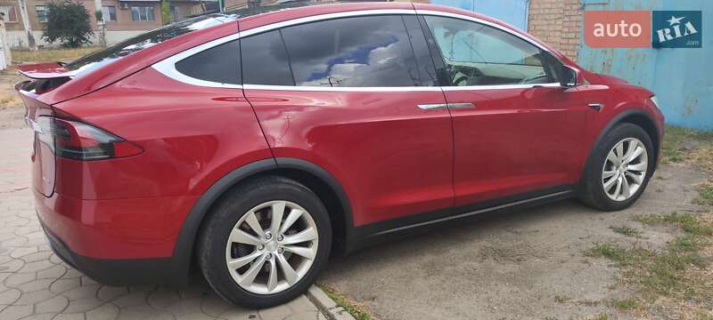 Внедорожник / Кроссовер Tesla Model X 2017 в Днепре