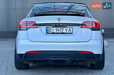 Позашляховик / Кросовер Tesla Model X 2022 в 