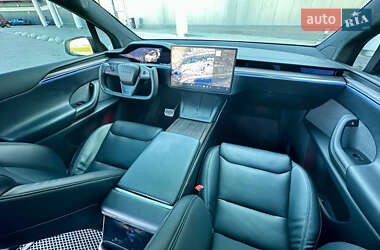 Позашляховик / Кросовер Tesla Model X 2022 в 