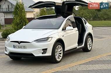 Внедорожник / Кроссовер Tesla Model X 2018 в 