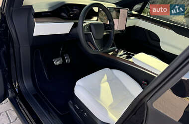 Внедорожник / Кроссовер Tesla Model X 2023 в 