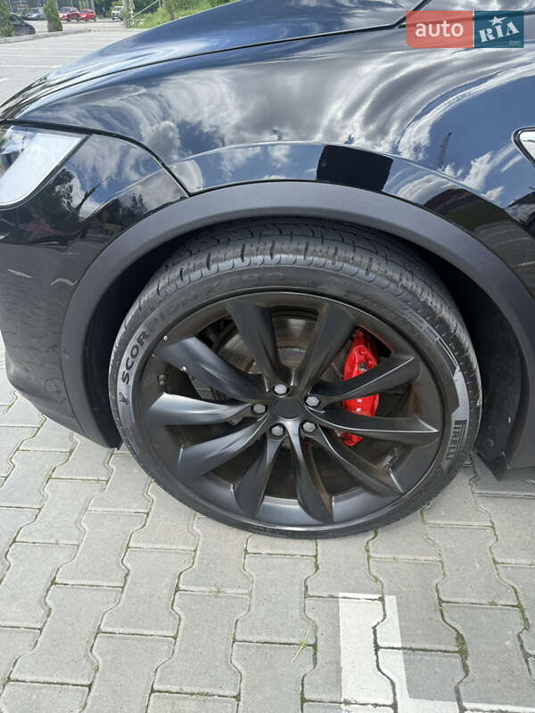 Внедорожник / Кроссовер Tesla Model X 2019 в Тернополе
