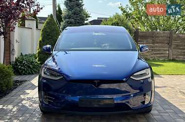 Позашляховик / Кросовер Tesla Model X 2016 в 