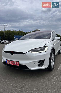 Внедорожник / Кроссовер Tesla Model X 2017 в Киеве