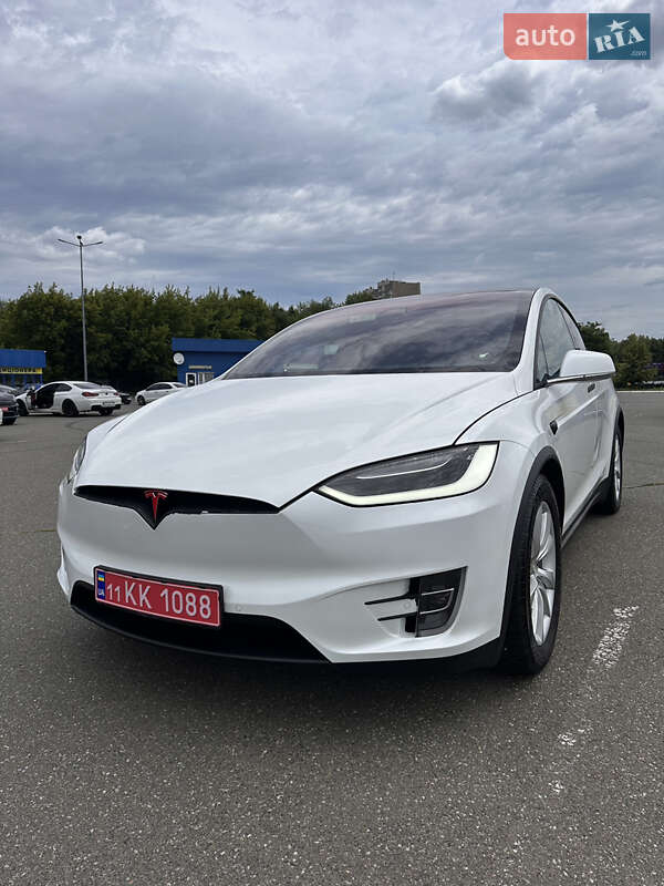 Tesla Model X 2017