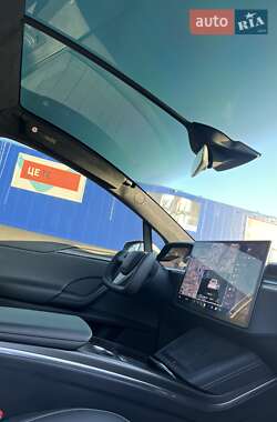Позашляховик / Кросовер Tesla Model X 2022 в 