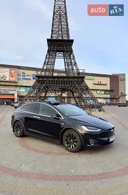Внедорожник / Кроссовер Tesla Model X 2017 в 