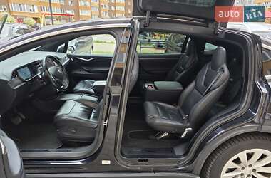 Внедорожник / Кроссовер Tesla Model X 2017 в 
