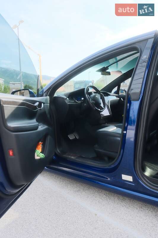Внедорожник / Кроссовер Tesla Model X 2019 в Львове фото 24 Внедорожник / Кроссовер Tesla Model X 2019 в Львове
