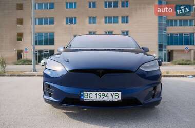 Позашляховик / Кросовер Tesla Model X 2019 в 