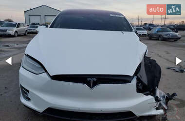 Позашляховик / Кросовер Tesla Model X 2021 в 
