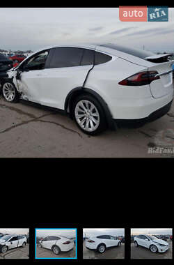 Позашляховик / Кросовер Tesla Model X 2021 в 