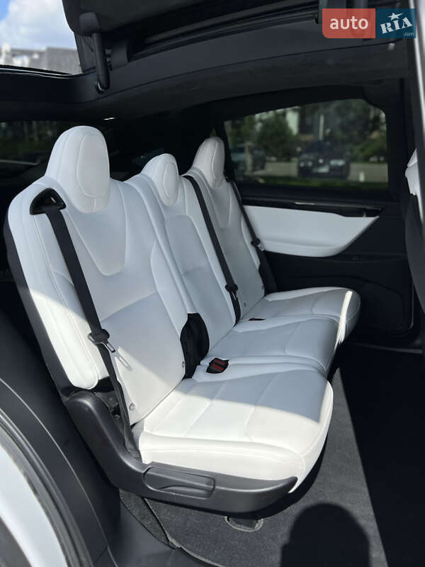 Внедорожник / Кроссовер Tesla Model X 2020 в Киеве