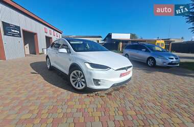 Внедорожник / Кроссовер Tesla Model X 2018 в 
