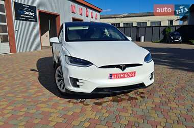 Внедорожник / Кроссовер Tesla Model X 2018 в 