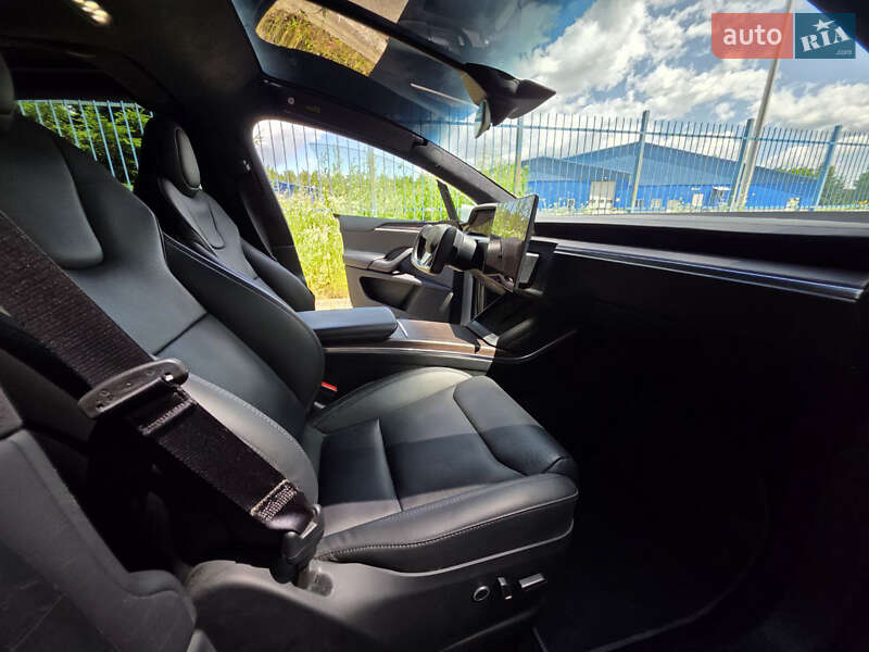 Внедорожник / Кроссовер Tesla Model X 2023 в Киеве
