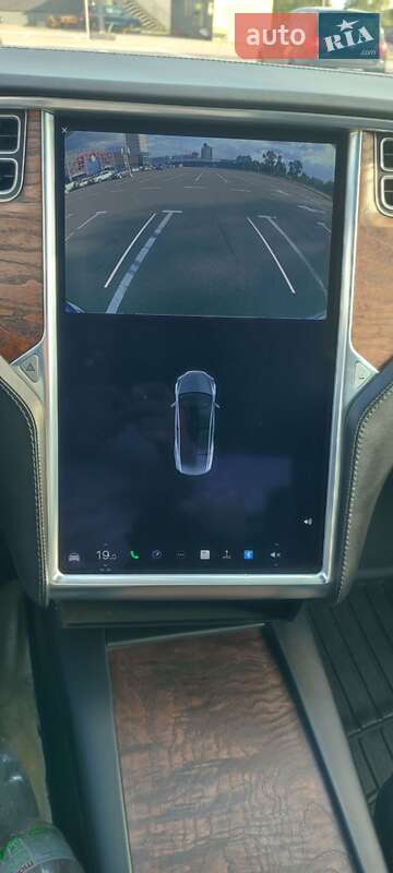 Внедорожник / Кроссовер Tesla Model X 2017 в Киеве